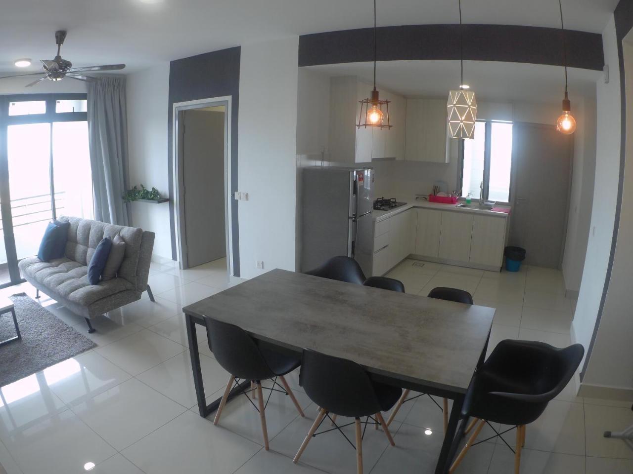 1Tebrau Premium Suites By 12Stay Johor Bahru Exterior foto