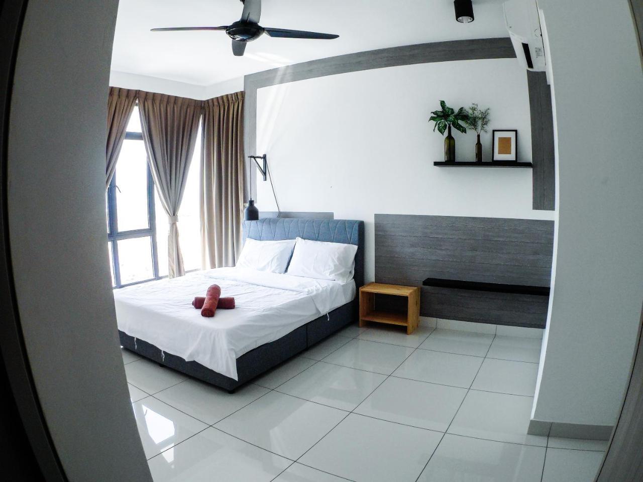 1Tebrau Premium Suites By 12Stay Johor Bahru Exterior foto